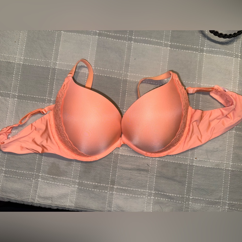 Victoria's Secret Coral Lace Bra